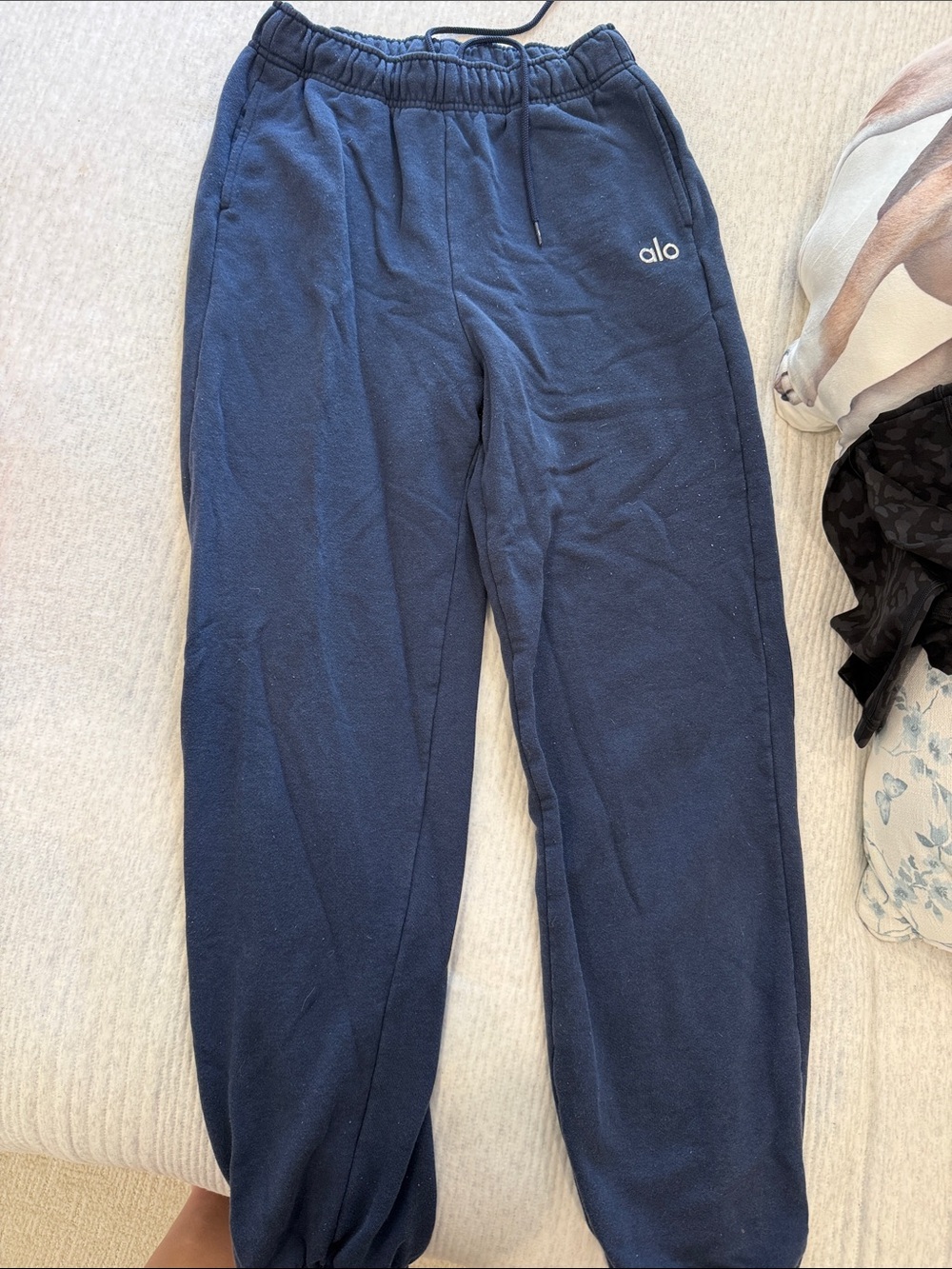Alo Navy Jogger Pants - Comfortable Athletic Sweatpants
